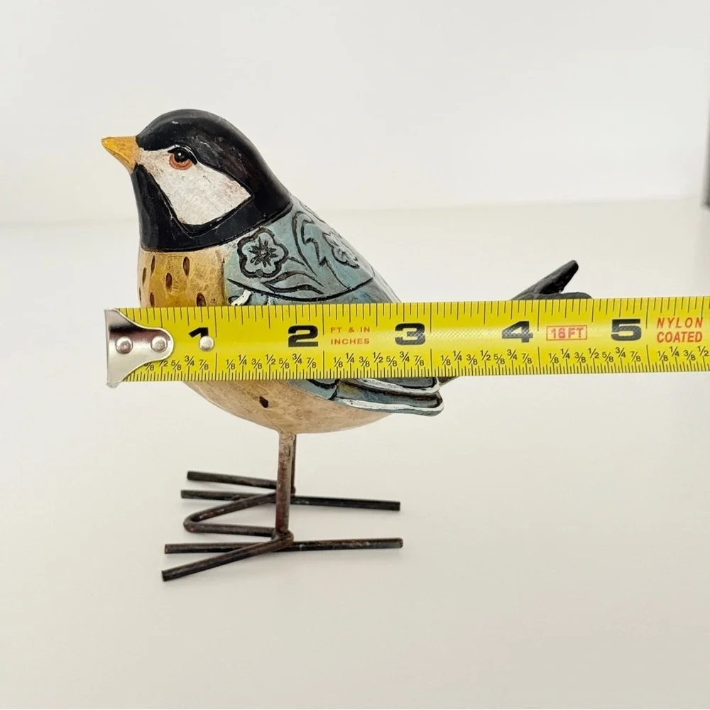 Folk Style Birds Figurine